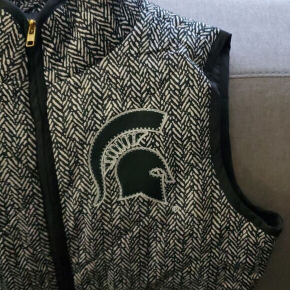 Michigan State Game Day MSU VEST  GameDay Couture Woman's size medium M helmet - Picture 2 of 11